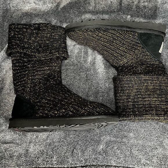 UGG Australia Classic Cardy Knit Boots Black/Gold Women’s 6 - Picture 1 of 7